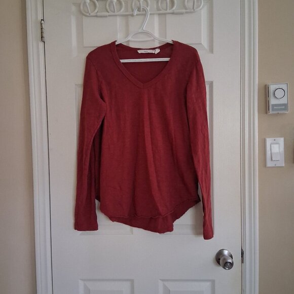 Wilt Women's Large Brick Red Long Sleeve V Neck Shirt - Picture 2 of 10